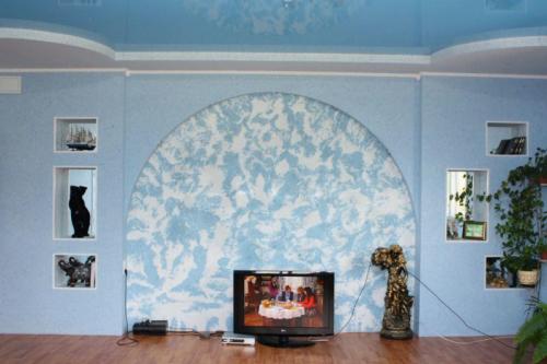 Какие лучше обои наклеить в зале. Как наклеить обои в зале 31