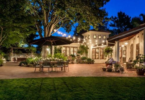 Освещение дачного участка. Уличное освещение дачного участка 01