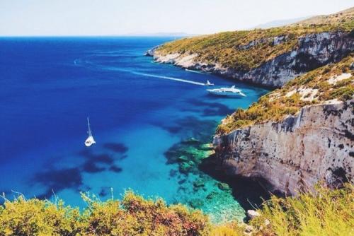 Завораживающая лазурь греческого острова Закинтос 02