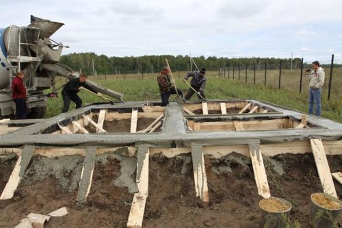 Через сколько снимать опалубку. Распалубка в зависимости от количества воды в бетоне 02 Через сколько снимать опалубку. Распалубка в зависимости от количества воды в бетоне 02