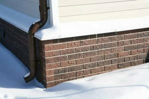 Кирпич для цоколя. Критерии выбора кирпичного материала при возведении цокольной части 02