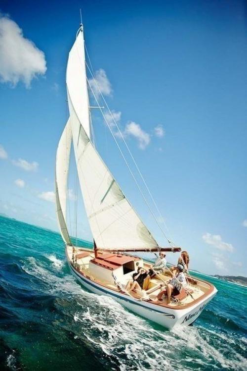 Моря никогда много не бывает 01