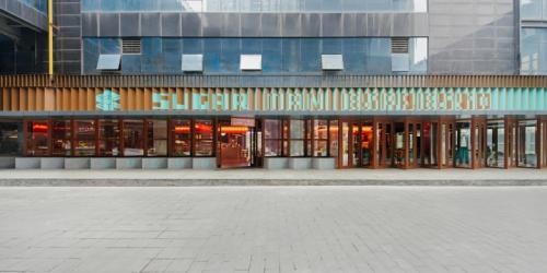 Оформление колонны в интерьере кафе. Дизайн интерьера кафе: оригинально, не правда ли?