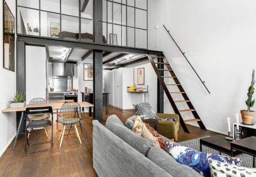 Оформление колонны в интерьере кухни. Колонны в интерьере