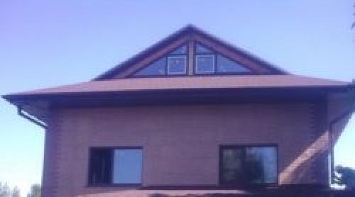 Оформление фронтона крыши деревом. Что такое фронтон? Общая информация о его устойстве