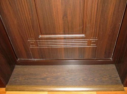 Установка дверей в ванную и туалет. Установка двери в ванную и туалет