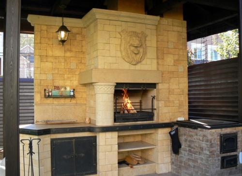 Уличные барбекю из кирпича. Мангал из кирпича: чертежи, фото, видео. Инструкция, как сделать простой мангал на участке?