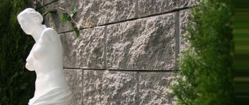 Забор для маленького участка. Небольшой участок: какой забор выбрать?