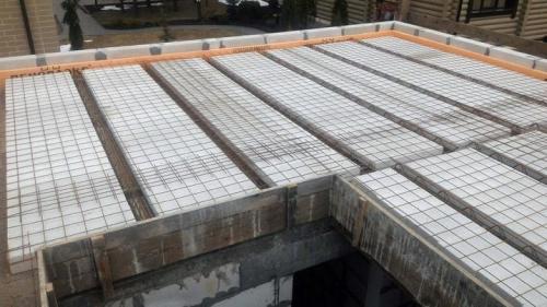 Монолитные перекрытия между этажами. Использование железобетонных плит 19