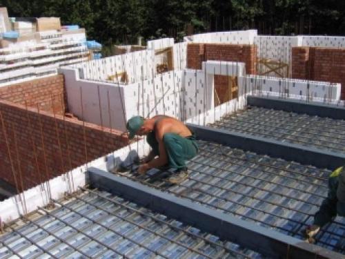 Монолитные перекрытия между этажами. Использование железобетонных плит 06