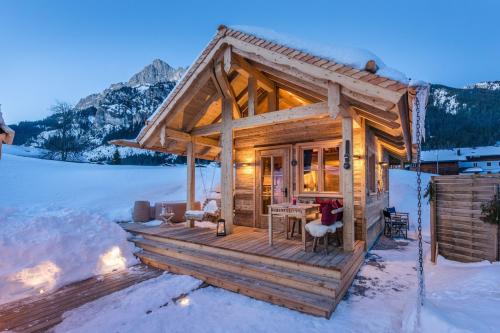 Небольшой шикарный домик 05