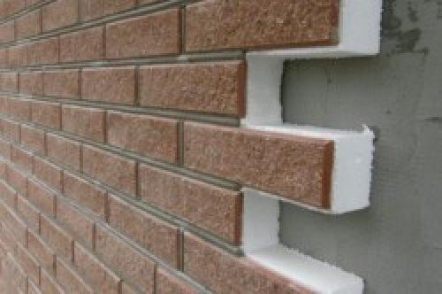 Кирпич своими руками из пенопласта. Кирпич из пенопласта: 1-й способ