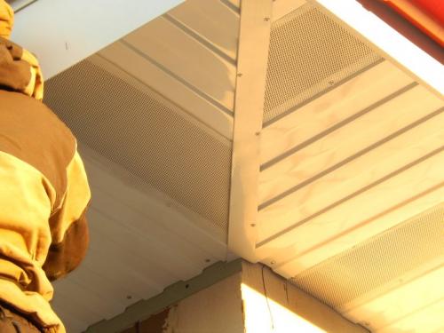 Подшивка крыши вагонкой. Что важно знать при подшивке крыши вагонкой