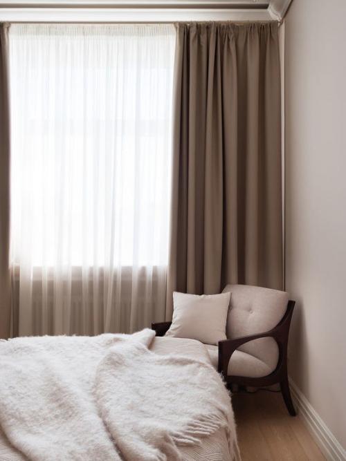 Спальня в нежных и теплых оттенках 01