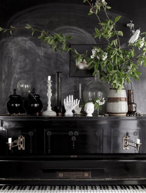 Роскошный черный цвет в интерьере 02