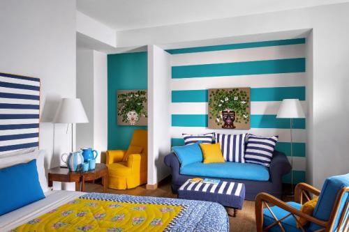 Отель с ошеломляющими видами в Сорренто 01