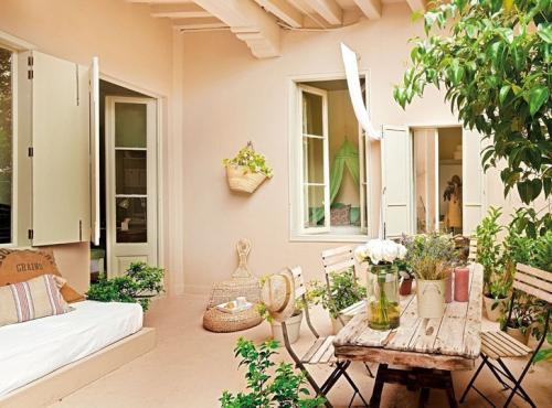 Милый интерьер загородного дома 02