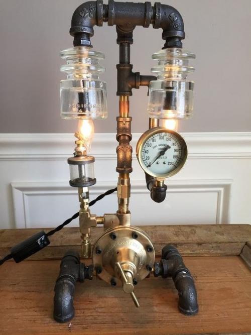 Потрясающие светильники из старых запчастей 05