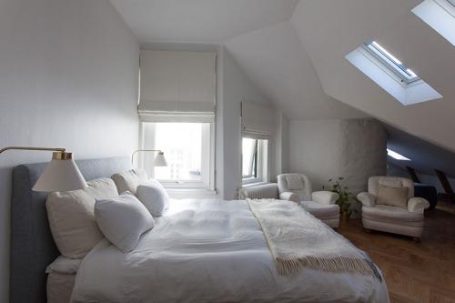 Квартира с библиотекой и столетними фаянсовыми печами 06