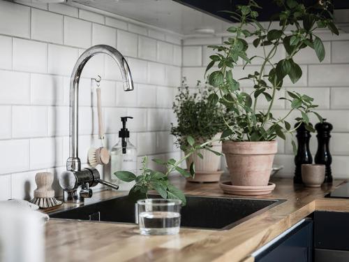 Теплый интерьер небольшой квартиры (41 кв. м.) 10