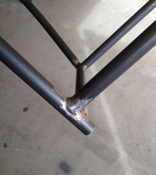 Кресло качалка из металла своими руками. Как из металла своими руками сделать кресло-качалку (размеры, чертежи, фото)