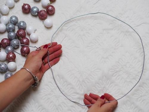 Новогодний венок своими руками 04