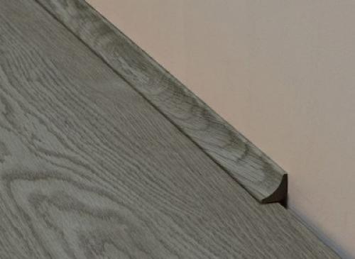 Почему ламинат поднимается у краев. Что делать если поднялся ламинат и как устранить этот дефект?