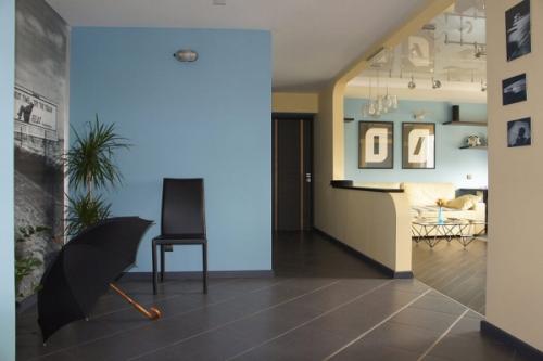 Зонирование прихожей и гостиной. Главные приемы разделения пространства 48