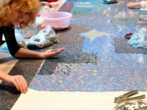 Мозаика в интерьере гостиной. Kayrosblog.ru блог про искусство, дизайн, фотографии, интерьер и просто красоту нашей жизни 12 Мозаика в интерьере гостиной. Kayrosblog.ru блог про искусство, дизайн, фотографии, интерьер и просто красоту нашей жизни 12