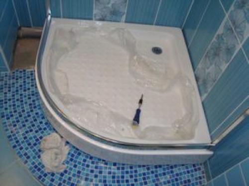 Как сделать душевой уголок в ванной. Как установить душевой уголок