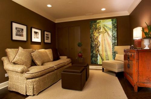 Бежевый и коричневый цвет в интерьере. БЕЖЕВО-КОРИЧНЕВАЯ ГОСТИНАЯ: ОСНОВЫ ПРОЕКТИРОВАНИЯ