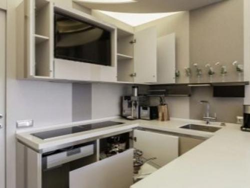 Телевизор в гостиной, как разместить. Телевизору место: размещаем ТВ-зону в интерьере 26