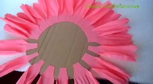 Цветы из бумаги большие. Детальный способ