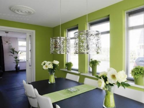 Обои на кухню под светлую мебель. Как выбрать подходящий цвет