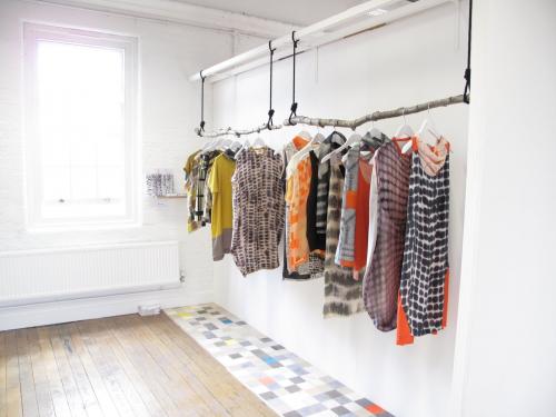 Куда складывать вещи в однокомнатной квартире. Как организовать хранение вещей в однокомнатной квартире, чтобы легко поддерживать порядок?