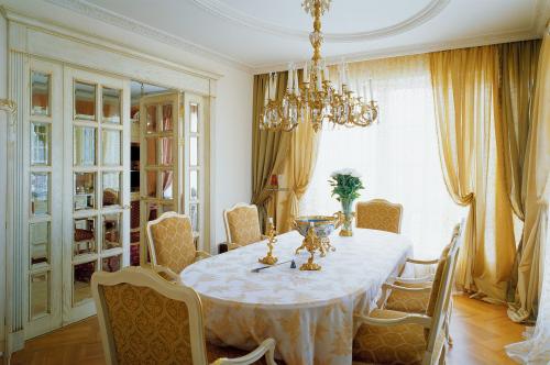 Люстра со свечами, как называется. Люстра со свечами: благородство веков в современном исполнении