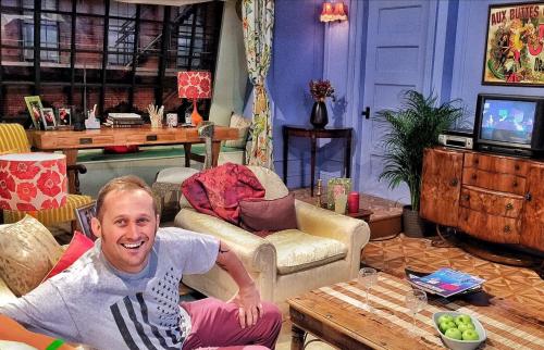 Квартира Моники Геллер номер. Квартира Моники Геллер: культовая квартира сериала 90-х годов — идеи и секреты