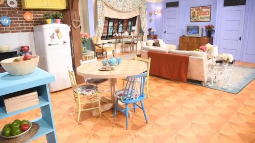 Квартира Моники Геллер номер. Квартира Моники Геллер: культовая квартира сериала 90-х годов — идеи и секреты