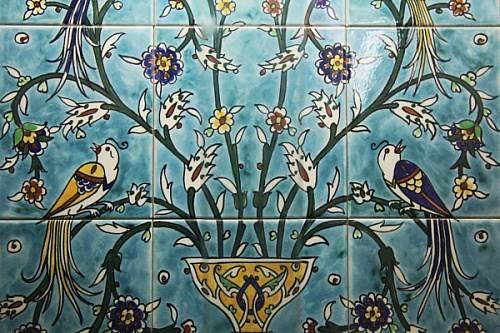 Чем покрасить керамическую плитку. Какими способами и можно ли покрасить кафельную плитку? 06