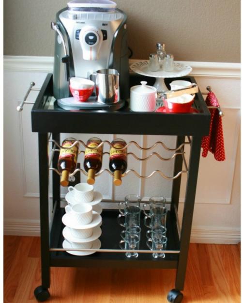 Кофеварка на кухне 04