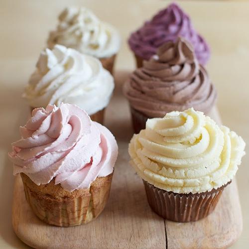 Разноцветный крем для капкейков. Крем для Капкейков, который держит форму