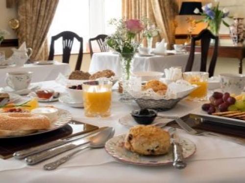 Сервировка стола к обеду рисунок. Сервировка стола к обеду 06