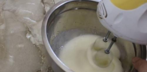 Крем для кексов из сливок. Рецепты крема для украшения кексов