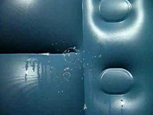 Чем заклеить надувную кровать. Чем заклеить в домашних условиях 07