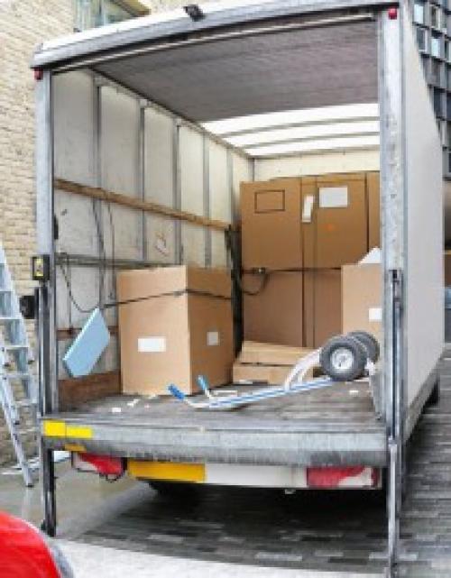 Как сэкономить на ремонте кухни.  Займитесь покраской сами