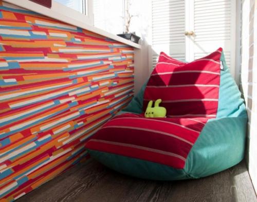 Кресло-мешок в интерьере. Пуфик в интерьере 02