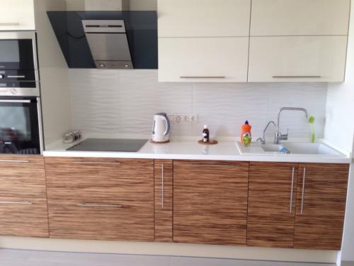 Виды столешниц из искусственного камня. Какой искусственный камень для столешницы лучше?