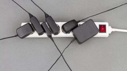 Как платить меньше за воду по счетчику. Почему вы оплачиваете воду, которую ваши соседи крадут при помощи магнитов? 06