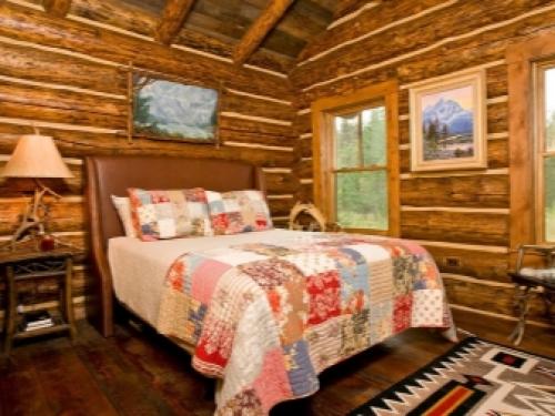 Детская комната в деревянном доме. Мансарда для двух детей 16