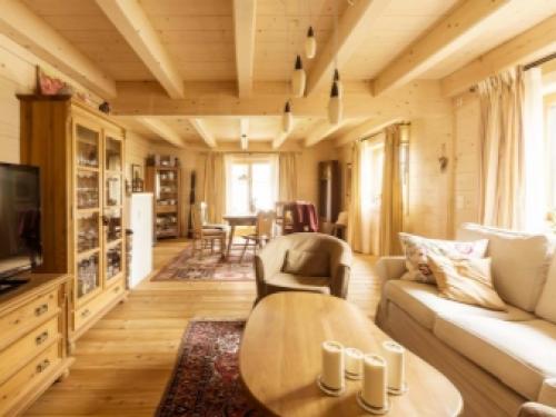 Детская комната в деревянном доме. Мансарда для двух детей 13